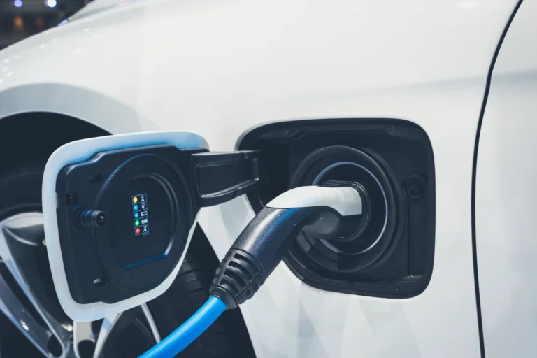 Qualifying Electric Vehicle for Tax Credits